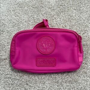Lululemon belt bag